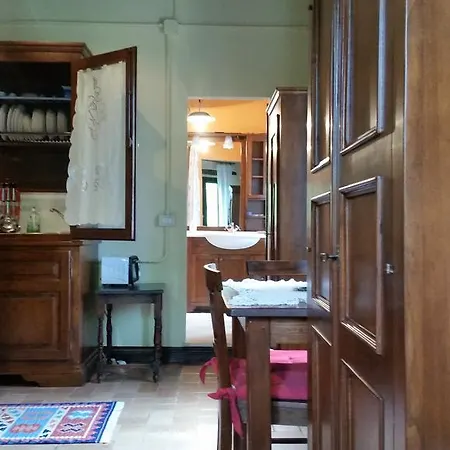 Covo Di Giramondo * Montegiorgio