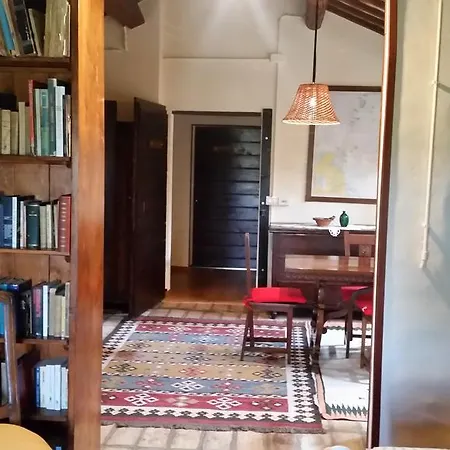 Covo Di Giramondo * Montegiorgio